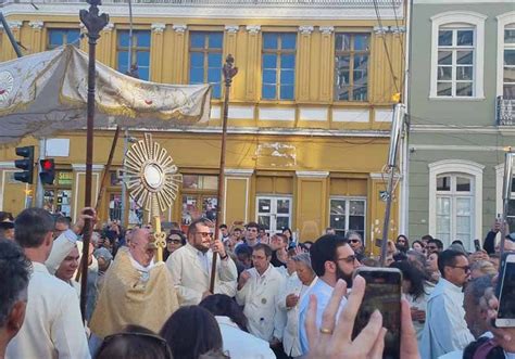 Curitiba 120 Mil Pessoas Devem Participar Do Corpus Christi 2024 HojePR