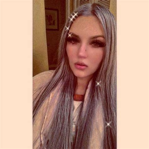 Yuri Xoxo Yuri OnlyFans Nude And Photos