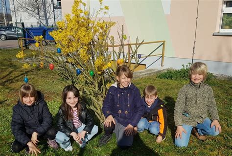 Wolfgang Rosenthal Grundschule Thallwitz Osterdekoration