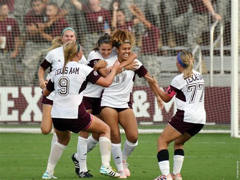 Aggie Soccer Upends No 6 Florida Wtaw 1620am And 94 5fm