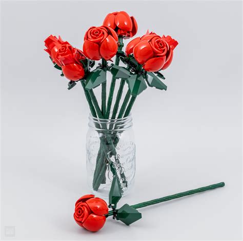 Много бързо тествано: LEGO ICONS Botanical Collection 10328 Букет от ...