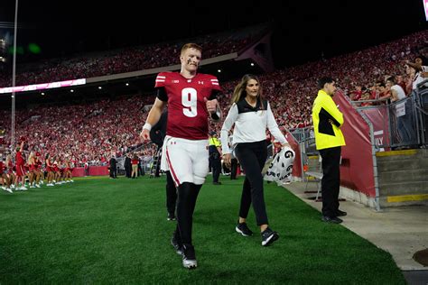 ESPN's Pete Thamel confirms Wisconsin quarterback Billy Edwards Jr