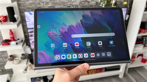 Lenovo Tab Plus Review în Română Difuzoare JBL și baterie pentru