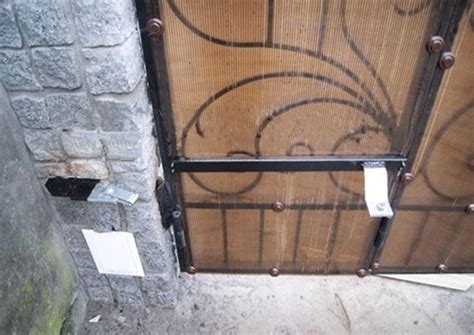 Электропривод для распашных ворот: советы по выбору и монтажу