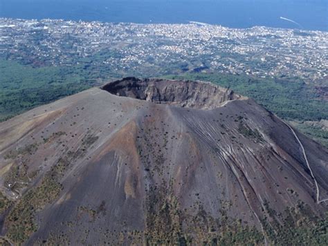 Ercolano Giro Turistico Di Mezza Giornata Al Vesuvio Getyourguide