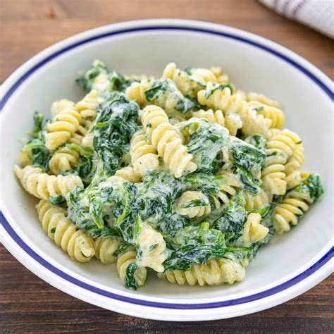 Pasta Ricotta E Spinaci Ricetta Fatto In Casa Da Benedetta