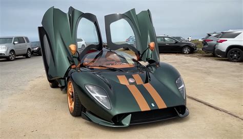 The De Tomaso P72 Prototype Might Be a Looker, but Riding Shotgun Feels ...