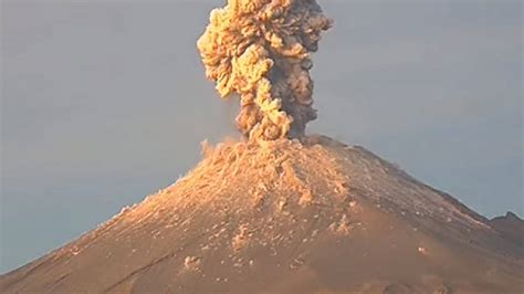 Erupción del volcán Popocatépetl