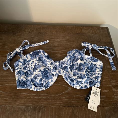 Abercrombie Fitch Swim Nwt Abercrombie Curve Love Bikini Top Adjustable Blue White Floral