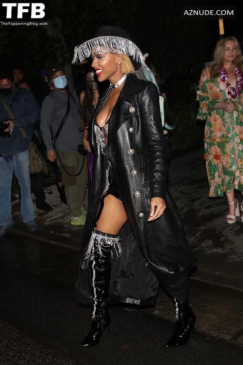 Meagan Good Sexy Seen Flaunting Her Hot Cleavage In A Cowgirl Costume At The Carnevil Halloween