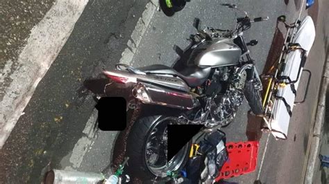 Motociclista morre em colisão poste na Avenida Tiradentes