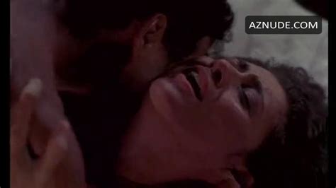 Maria Fernanda Candido Nude Aznude