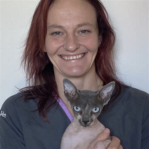 Christina Morris - Wigram Vet