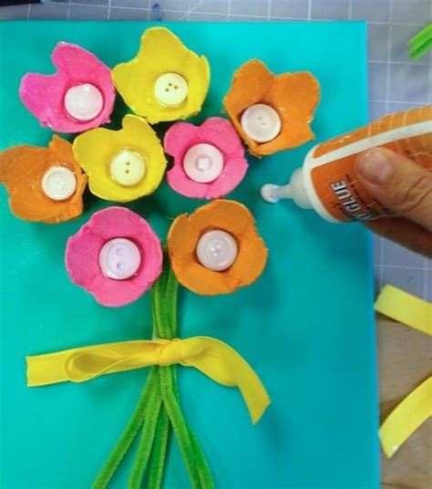 25 Mothers Day Crafts Lots Of Easy Ideas To Celebrate Mom Egg