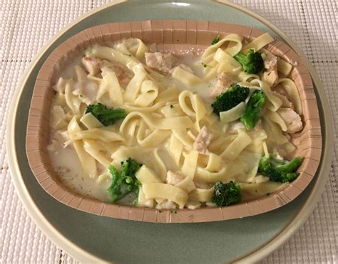 Marie Callender S Fettuccini With Chicken Broccoli Review Freezer