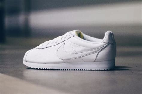 Nike Classic Cortez Leather Wmns White White Releases