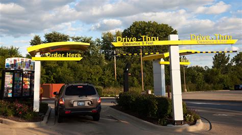 Truck Driver In Mcdonalds Drive Thru Gets Stuck Almost Flattens Car