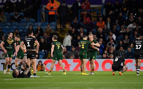 Australia 16-14 New Zealand: Holders through to Rugby League World Cup ...