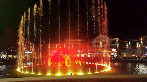 Fountain Show At The Island In Pigeon Forge Tn Youtube