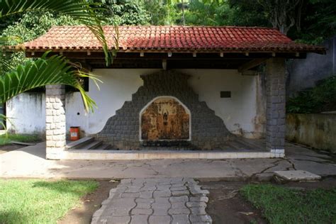 Fonte Forte Aracruz - Espirito Santo / Fotografia - Fonte do Caju - Aracruz - BRASIL NA ITALIA