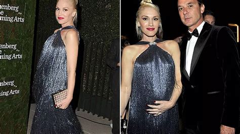 Gwen Stefani Pregnant Baby Bump Shows She Is Expecting Third Child