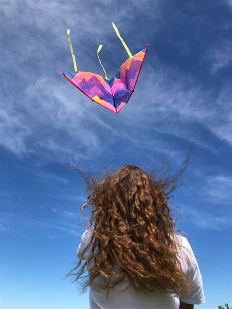 Пин на доске אמנות | Воздушные змеи, Воздушный змей, Летние фото