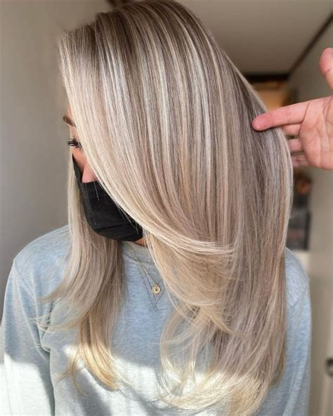 Best Blonde Highlights Ideas For A Chic Makeover In Hair