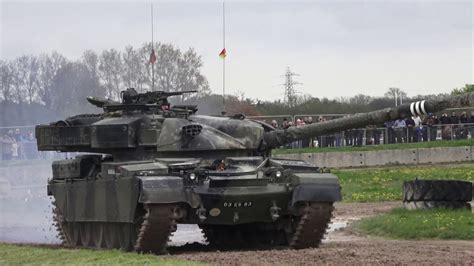 Chieftain Mk10 Tiger Day Ix The Tank Museum Bovington Youtube