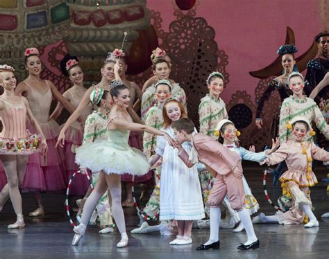 Photos Sneak Peek At New York City Ballet S The Nutcracker