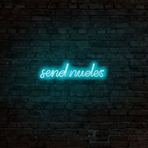 Sieninis šviestuvas Send Nudes kaina | pigu.lt