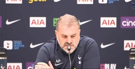 Postecoglou diz que Tottenham ainda está muito longe de disputar