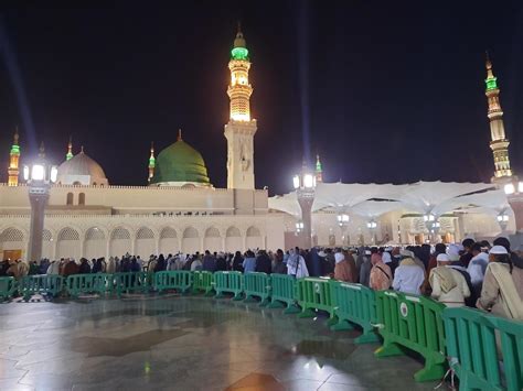 medina saudi arabien dezember 2022 schöner blick auf den außenhof