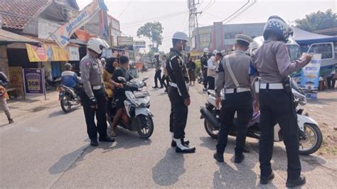 Pd Dw Cianjur Bersama Petugas Gabungan Gelar Operasi Gabungan