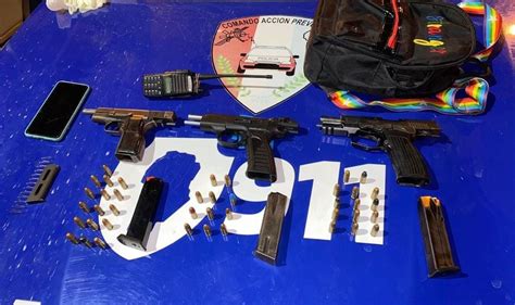 Tres Pistolas Nueve Mil Metros El Cargamento Que Le Encontraron A Un