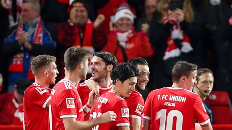 Fußball Bundesliga Union Berlin schlägt Hertha BSC im Berlin Derby