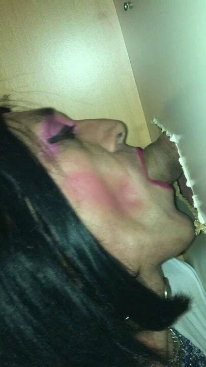 Premiere Pipe Dans La Niche De Lea Shemale Amateur Porn Feat Lea La Chienne XHamster