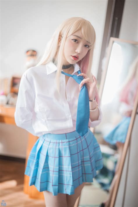 Depvailon Model Son Yeeun Bluecake Marin Kitagawa White Ver