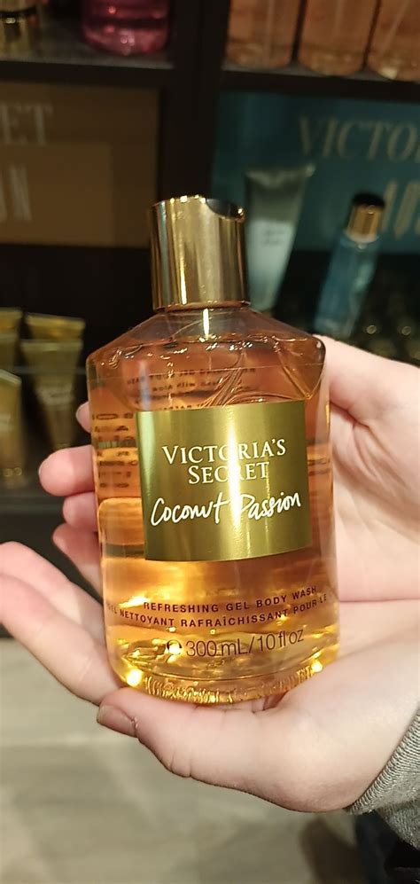 Victoria S Secret Coconut Passion Body Wash Victoria Secrets Coconut