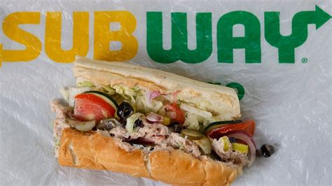 Subway CEO defends controversial tuna sandwich: 'Follow the science ...