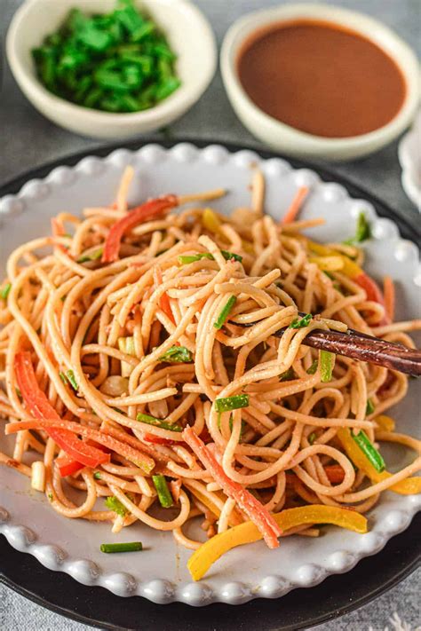 Easy Thai Peanut Noodles Recipe