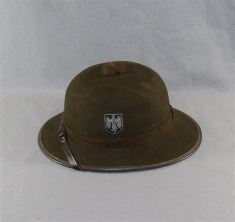 Army Felt Pith Helmet – Military Collectibles, Inc.