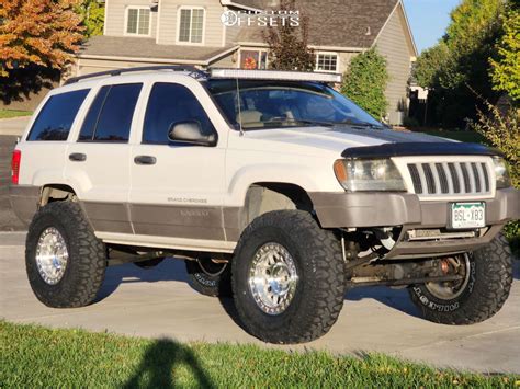 Jeep Grand Cherokee With X Kmc Km And R Milestar