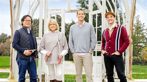 Clipped Martha Stewart Puts Topiary Artists To The Test On Discovery