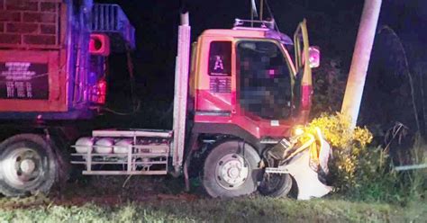 Tiga Wanita Maut Kereta Bertembung Treler Berita Harian