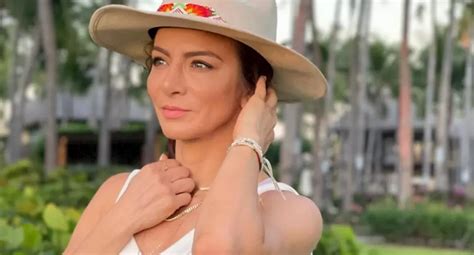 Silvia Navarro Otra Vez Da De Qué Hablar Por Aparecer En Foto Con Una