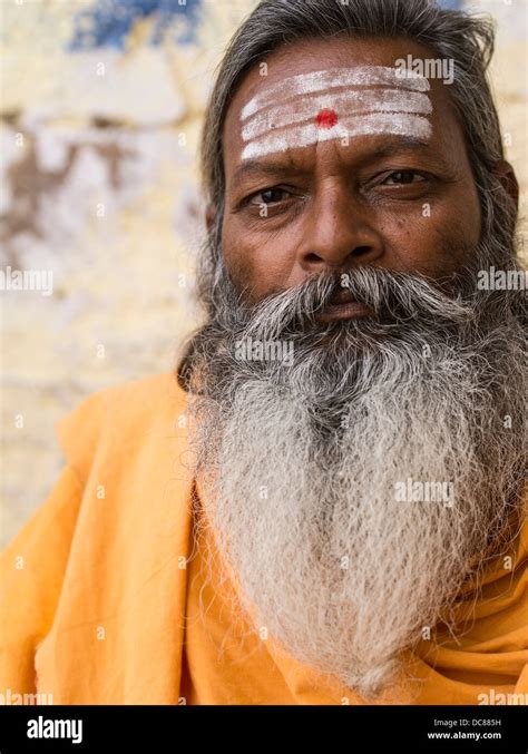 Jainism monk hi-res stock photography and images - Alamy