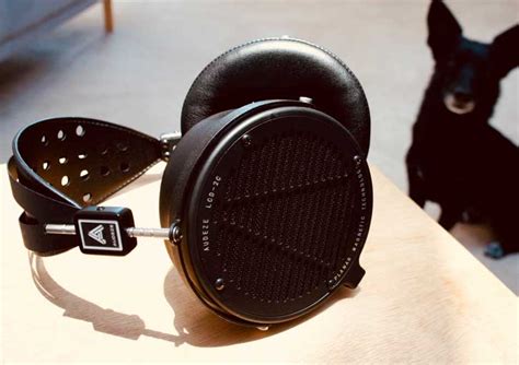 Audeze LCD 2 Classic Review Best Cans Under 800