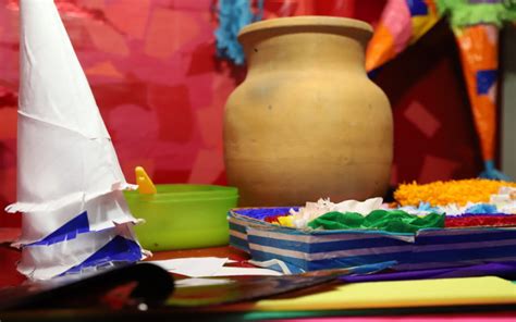 Cómo hacer una piñata artesanal México Ruta Mágica