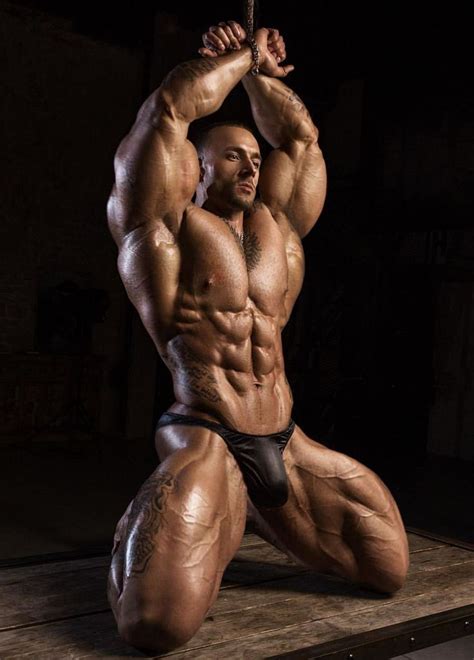 Bodybuilder Male Escort Telegraph