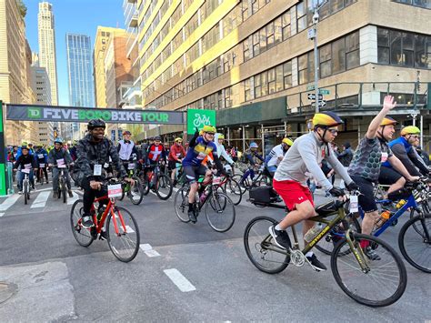 Five Boro Bike Tour Returns For First Full Capacity Ride Through Car